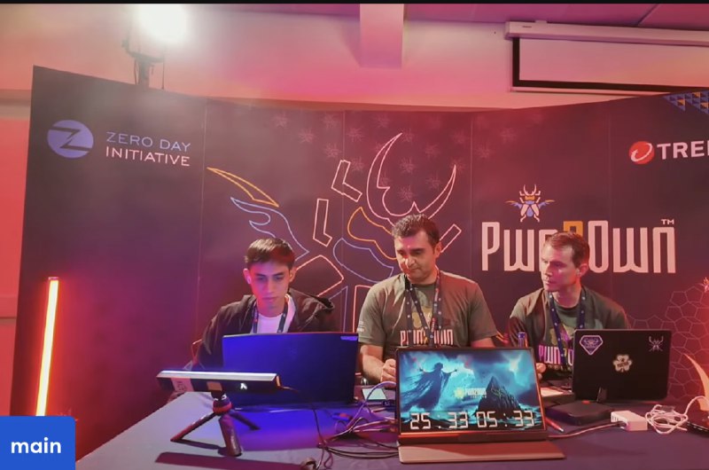 Galera, tao em live na Zero Day initiative na Pwn2Own mostrando um 0day no Samsung Galaxy: